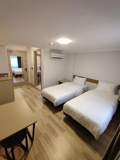 Maproom Boutique Hotel
