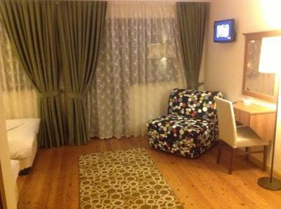 Rhebas Hotel
