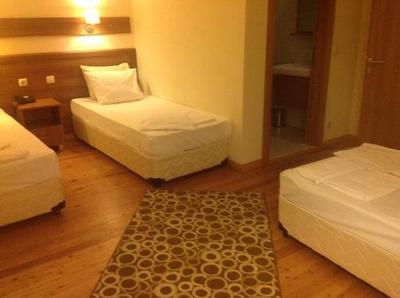 Rhebas Hotel