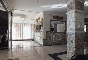 Acet Hotel