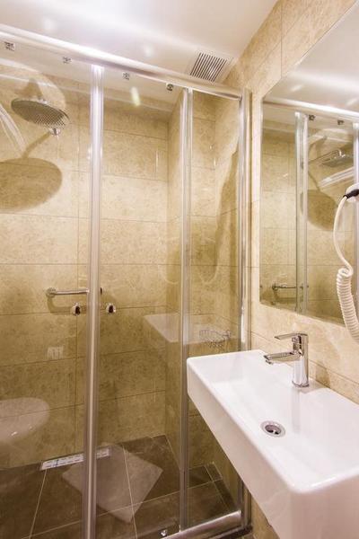 Dogan Royal Hotel