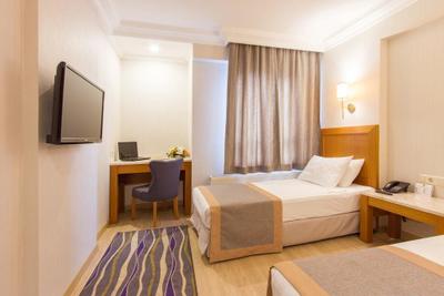 Dogan Royal Hotel