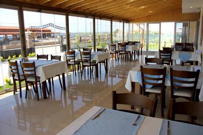 Eksen Hotel