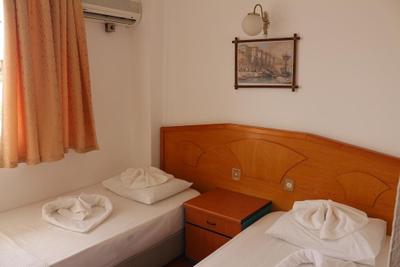 Flash Hotel