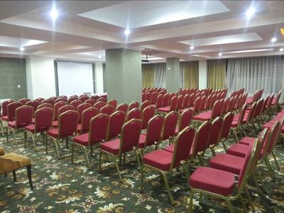 Nevan Suite Hotel