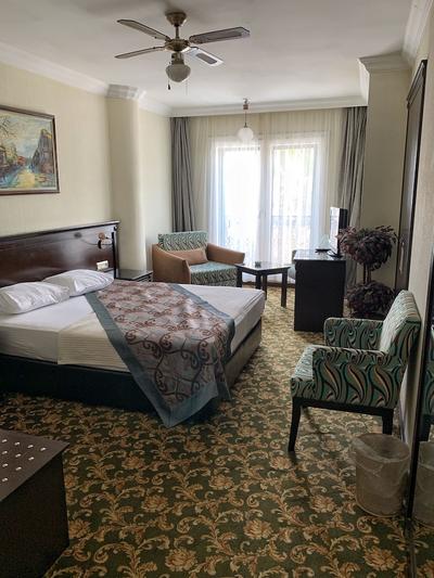 Omur Hotel