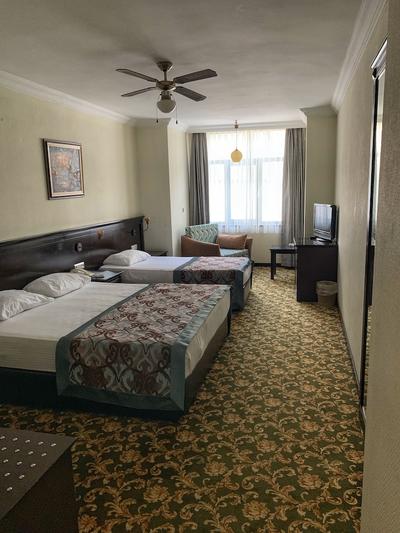 Omur Hotel