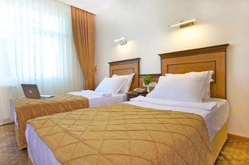 Unal Hotel
