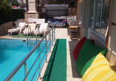 Üç Mevsim Hotel