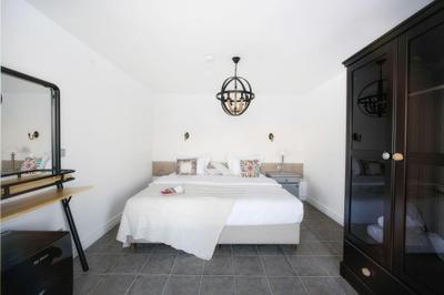 Galen Hotel & Beach