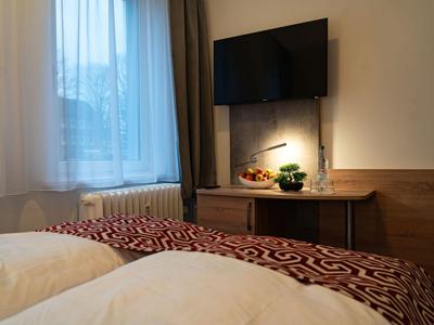 Hotel Mona