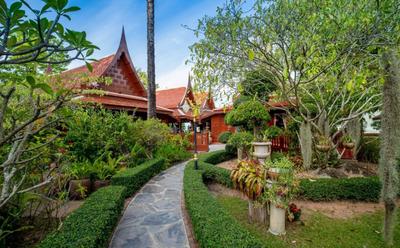 Royal Thai Villas Phuket