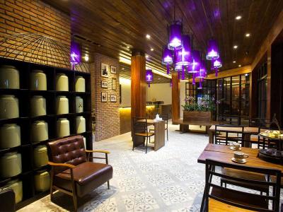Nakorn De Sukhothai Hip Hotel