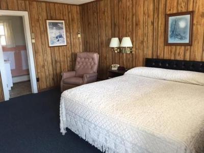 Knob Hill Motor Lodge
