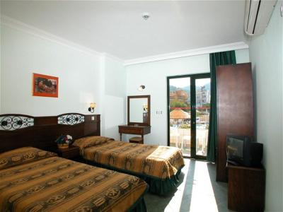 Club Ege Apart Hotel