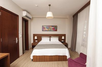 Cordis Residence