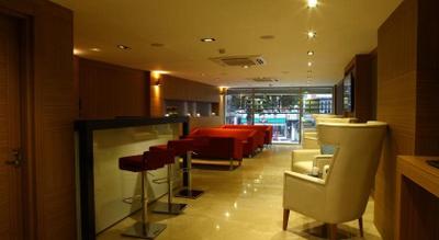 Ela Hotel