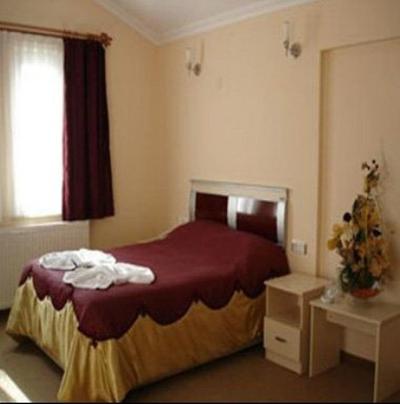 Gür Hotel