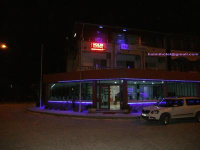 Holmi Hotel