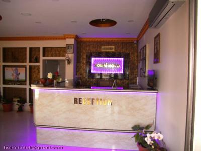 Holmi Hotel