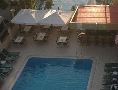 Hotel Blue Heaven