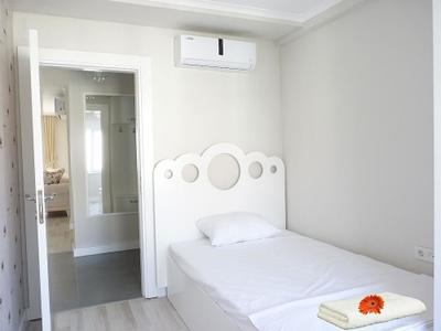 Roma Residence - Emir Gursu Houses B