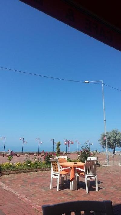 Saymoz Hotel