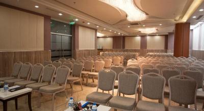 Forum Suite Hotel