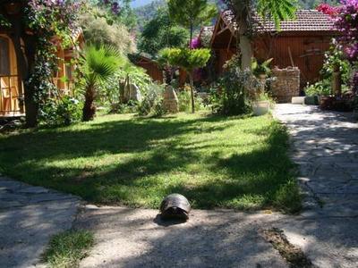 Dayco Bungalow Hotel