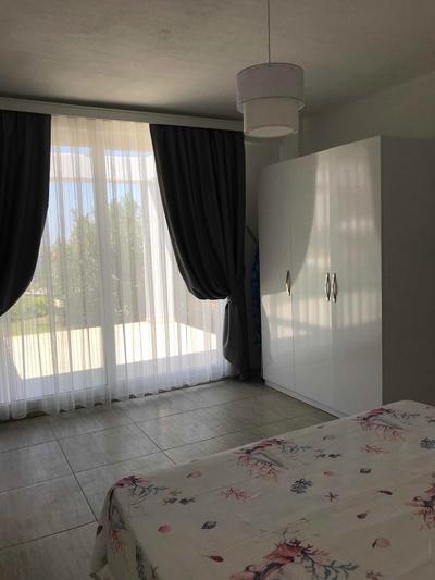 Ibak Sunny Houses