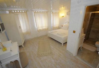 Alaçatl Alanur Otel