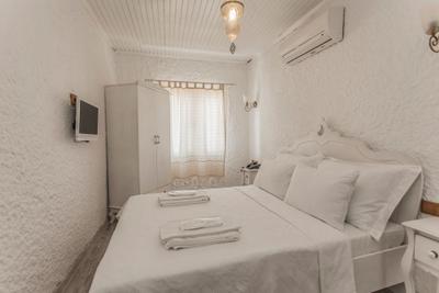 Alaçatl Alanur Otel