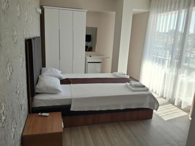 Dalian Elite Hotel