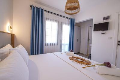 Efharisto Hotel