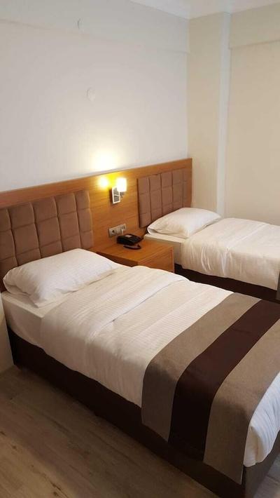 Engin Hotel