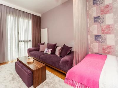 Mera Suites