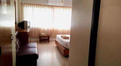 Srivichai Hotel