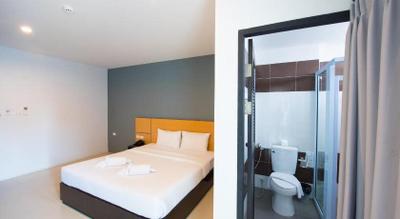 Lee Hotel