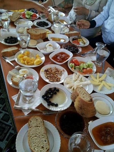 Alanlar Alabalik ve Otel