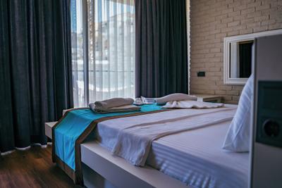 Sevilla Hotel & Lounge