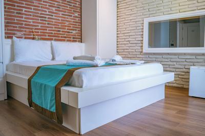 Sevilla Hotel & Lounge