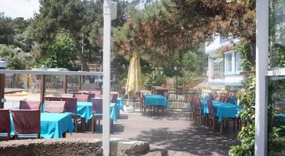 Pyrgos Hotel