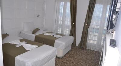 Safari Hotel