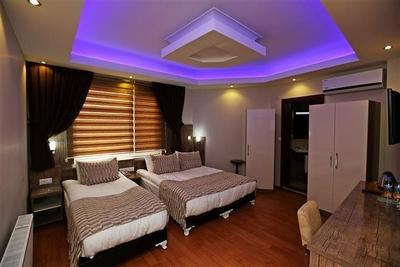 Vera Hotel