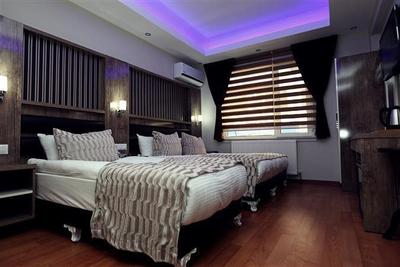 Vera Hotel