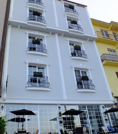 Abad-I Nev Hotel 2