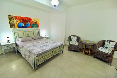Bahama Art Hotel