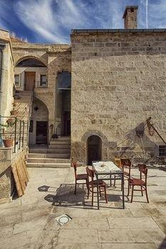 Tulpar Cave Hotel