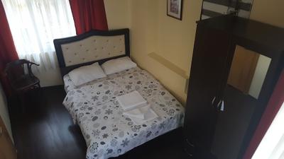 Metropolis Hostel