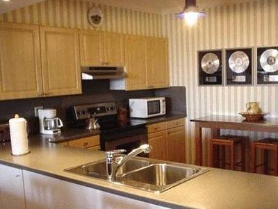 1800 Atlantic Suites